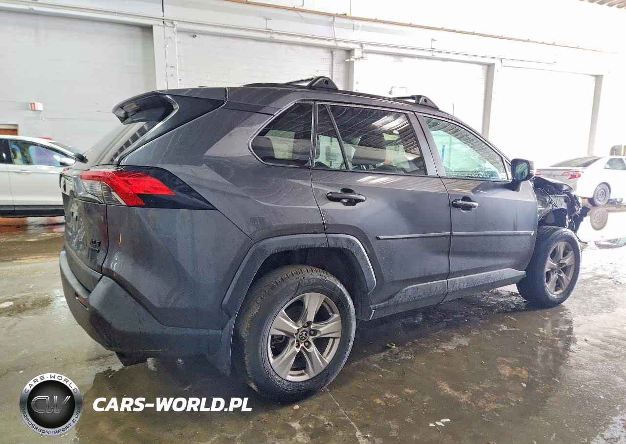 2023 Toyota Rav4 Xle VIN:2T3P1RFV0PC367068 - 3
