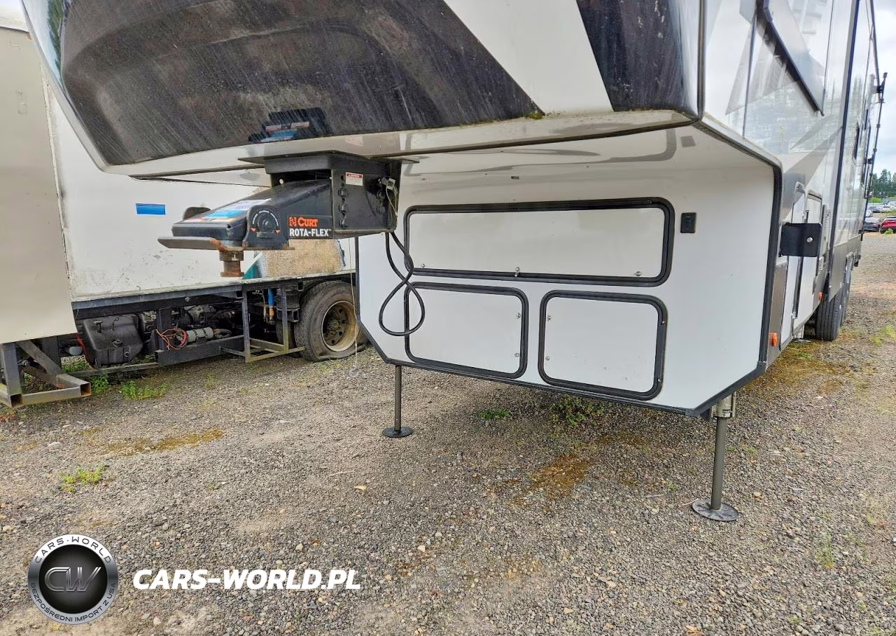 2022 Alliance Valor Camper VIN:7M5FV4435NA005313 - 7