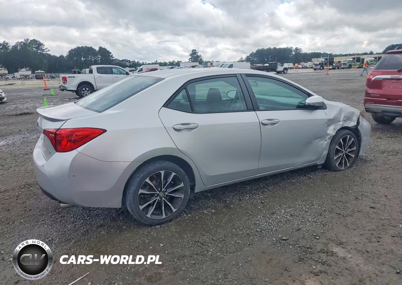 2018 Toyota Corolla Se VIN:2T1BURHE4JC989056 - 3