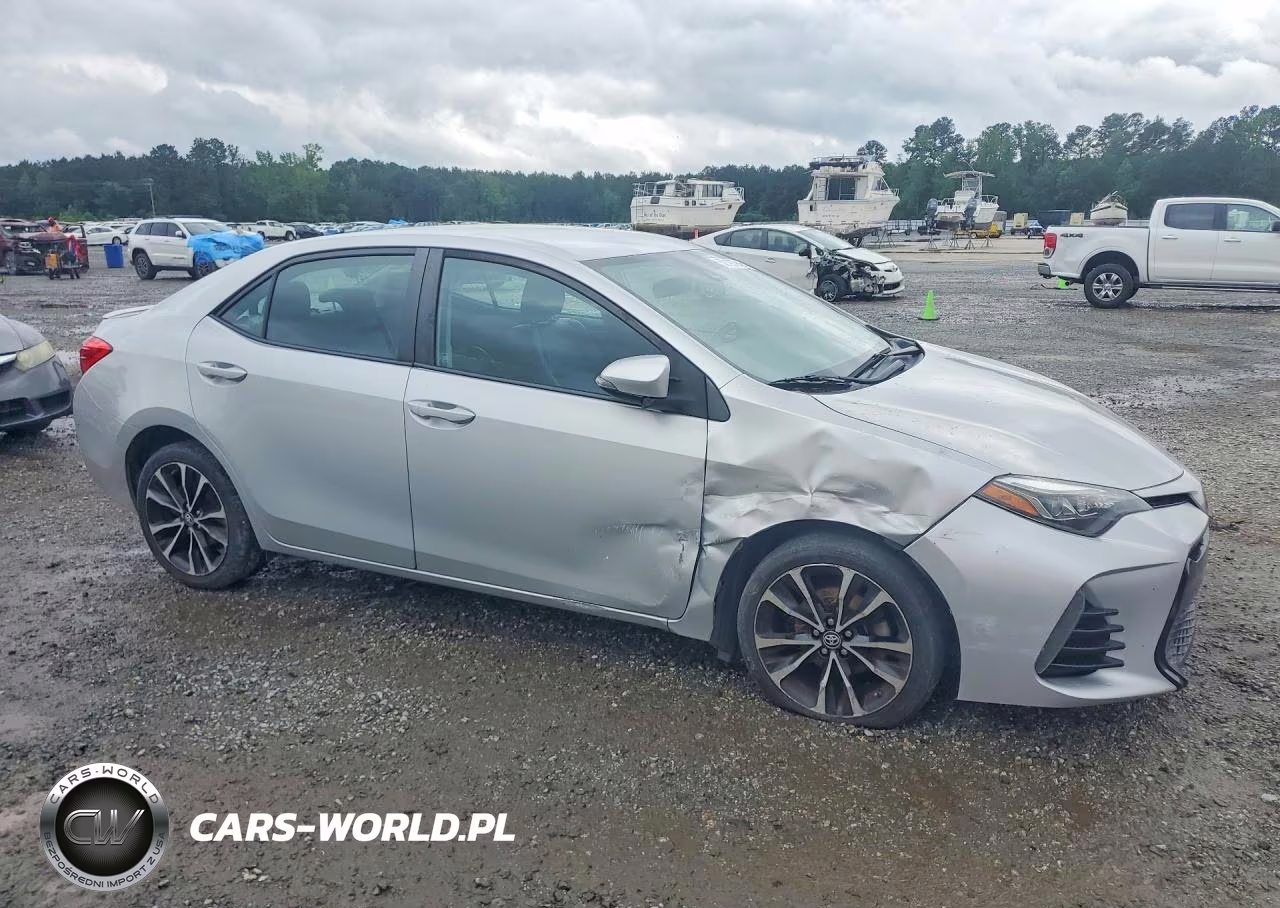 2018 Toyota Corolla Se VIN:2T1BURHE4JC989056 - 4