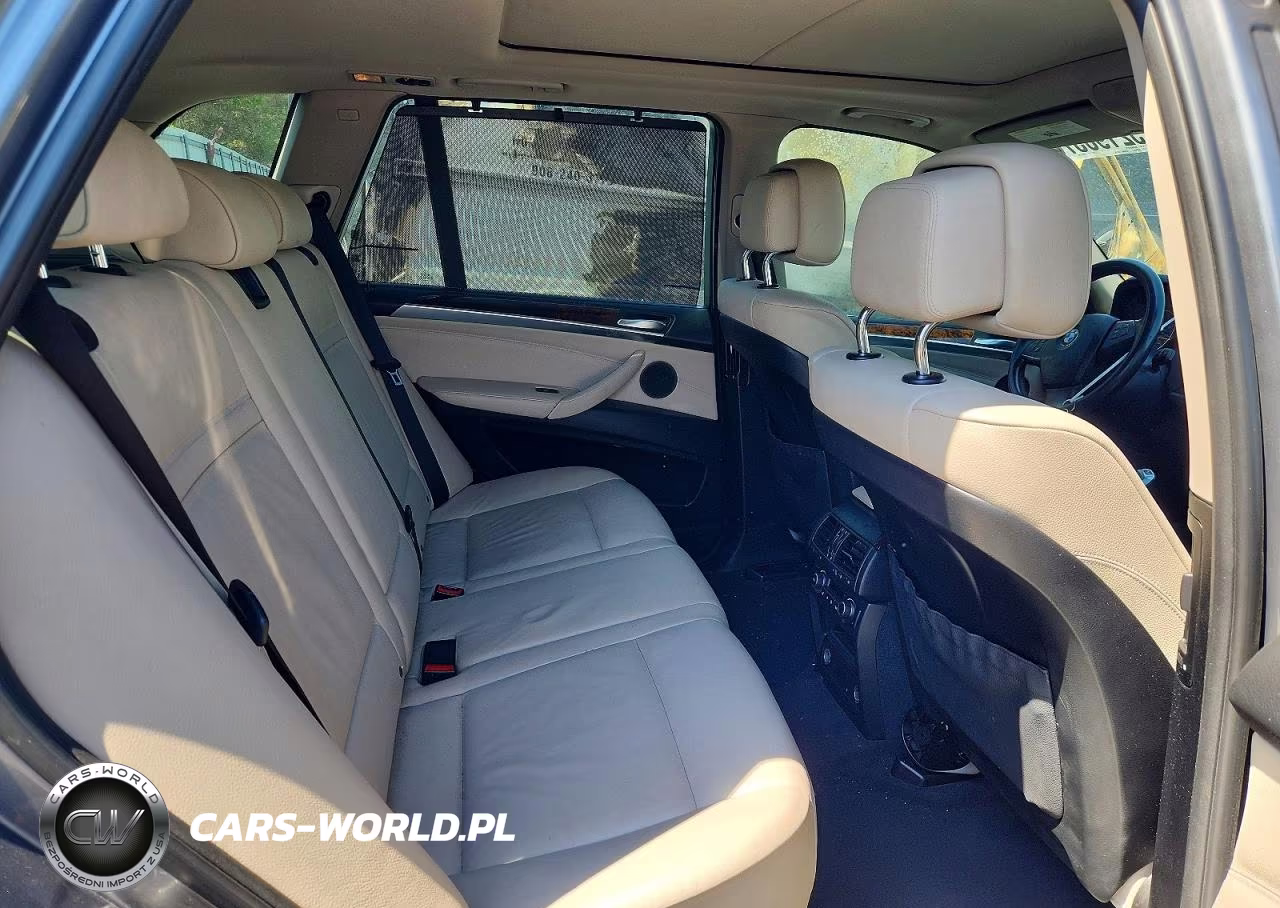 2012 BMW X5 xDrive35I VIN:5UXZV4C58CL767121 - 10