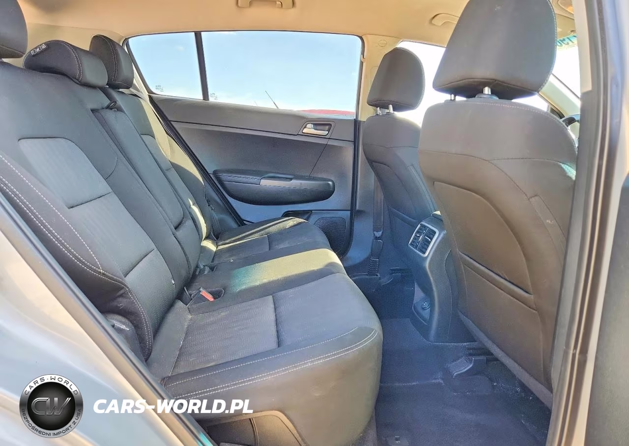 2021 Kia Sportage Lx VIN:KNDPM3AC0M7888985 - 11