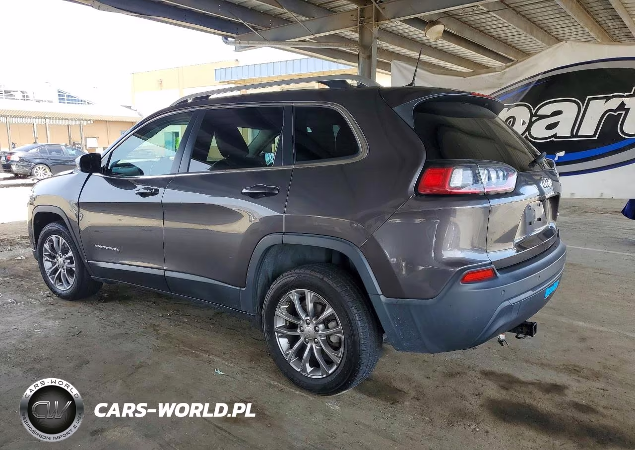 2019 Jeep Cherokee Latitude Plus VIN:1C4PJLLB3KD474109 - 2