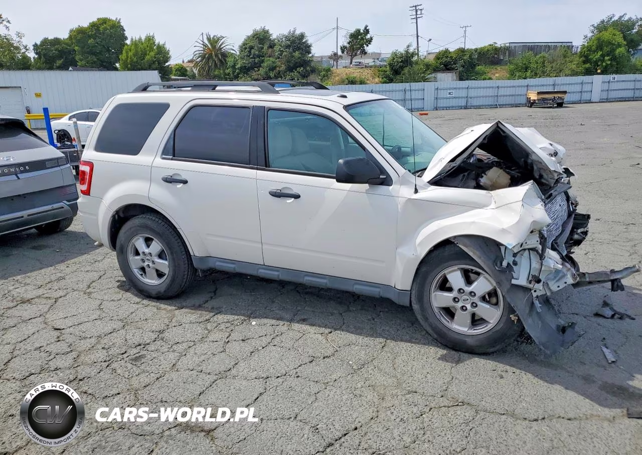 2012 Ford Escape Xlt VIN:1FMCU0DG6CKB67816 - 4
