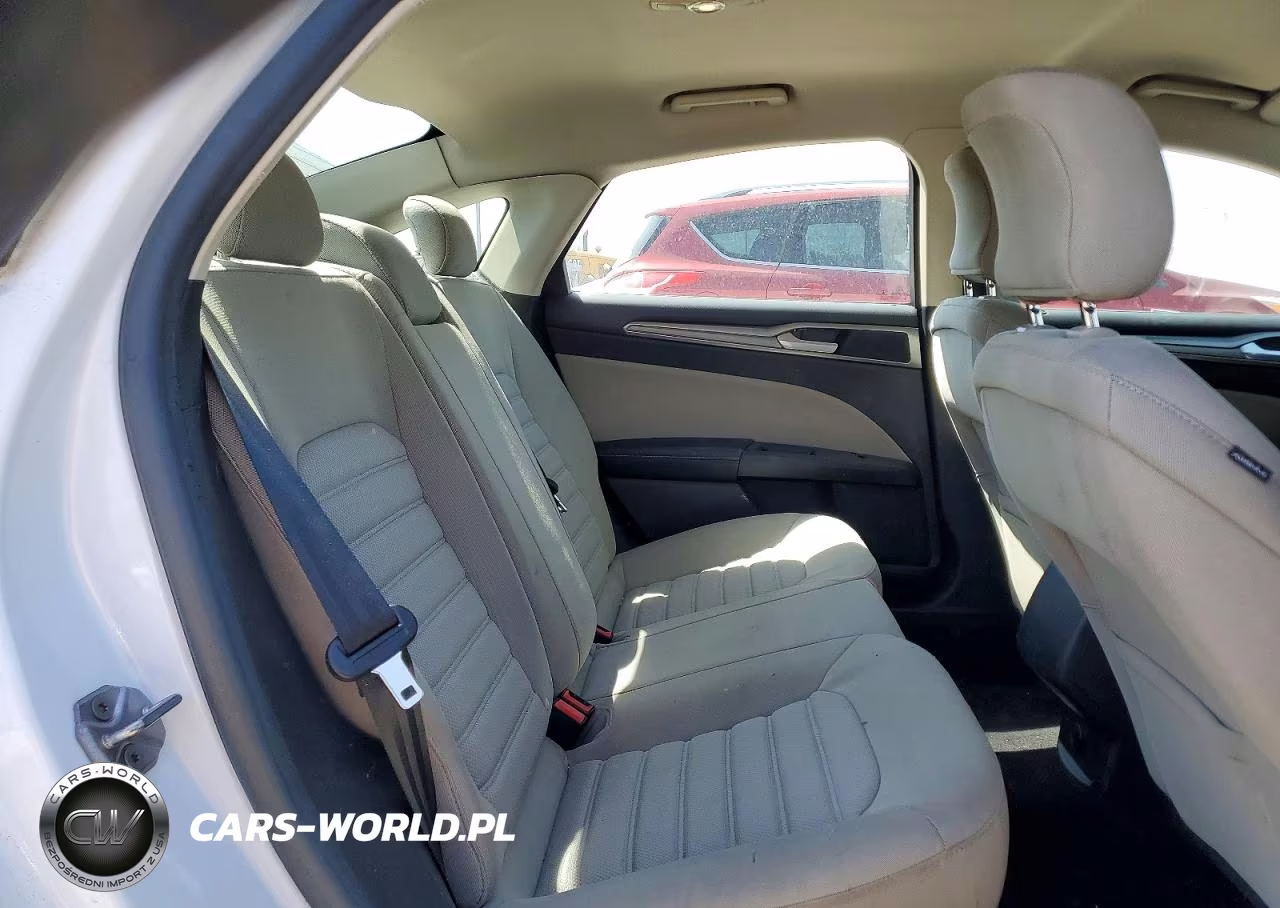 2017 Ford Fusion S VIN:3FA6P0G78HR221372 - 10