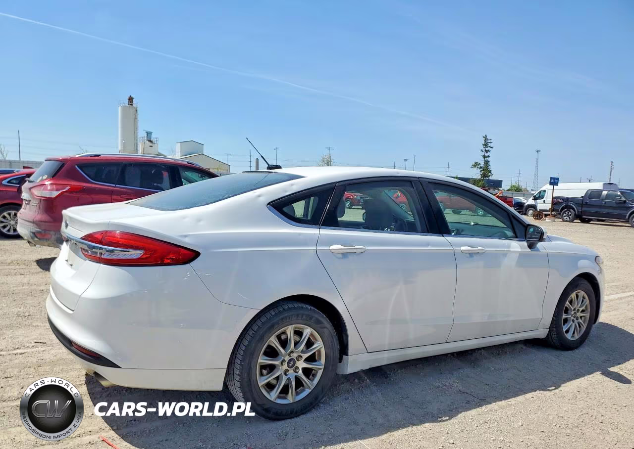 2017 Ford Fusion S VIN:3FA6P0G78HR221372 - 3