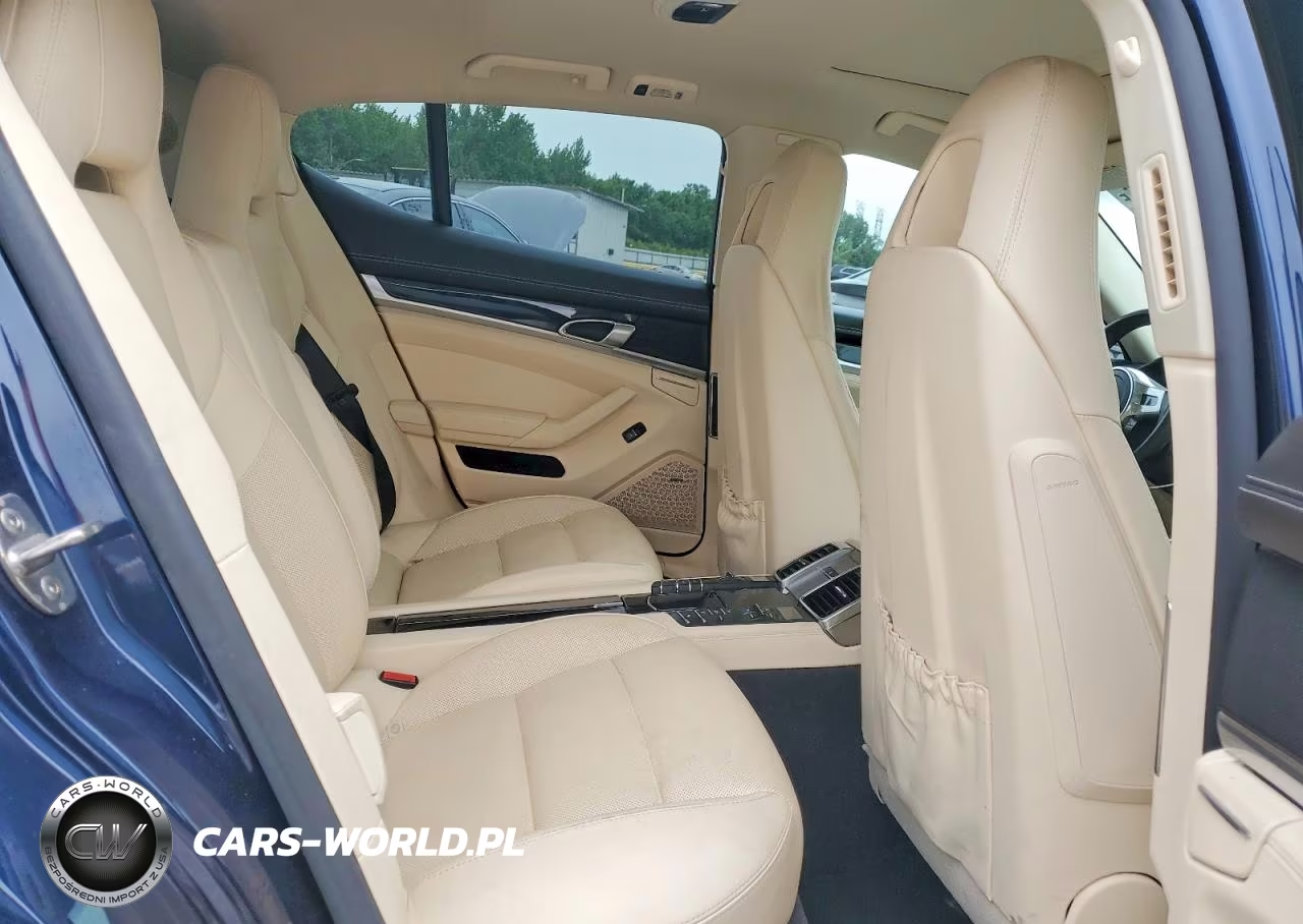 2015 Porsche Panamera 2 VIN:WP0AA2A72FL006737 - 10