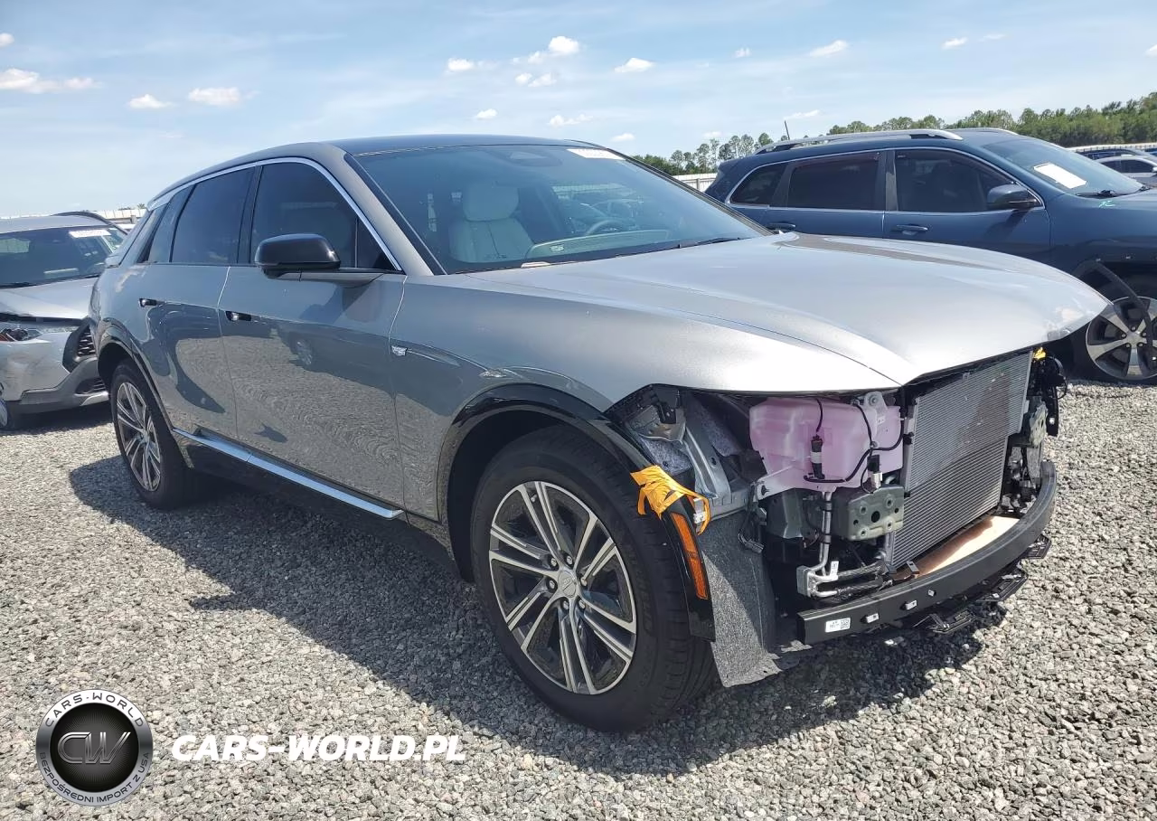 2026 Cadillac Lyriq Luxury VIN:1GYKPNRK9TZ307652 - 4