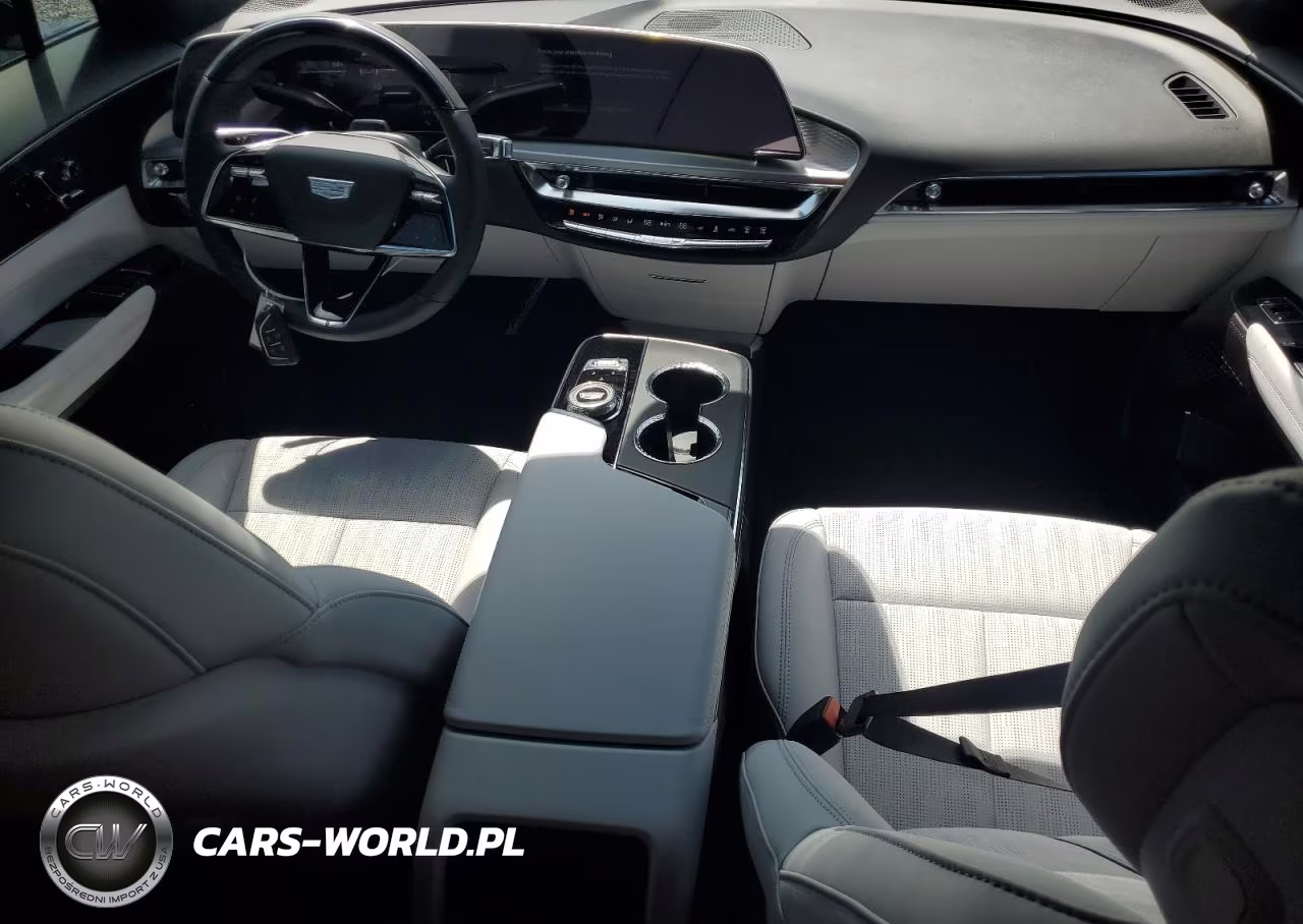 2026 Cadillac Lyriq Luxury VIN:1GYKPNRK9TZ307652 - 8