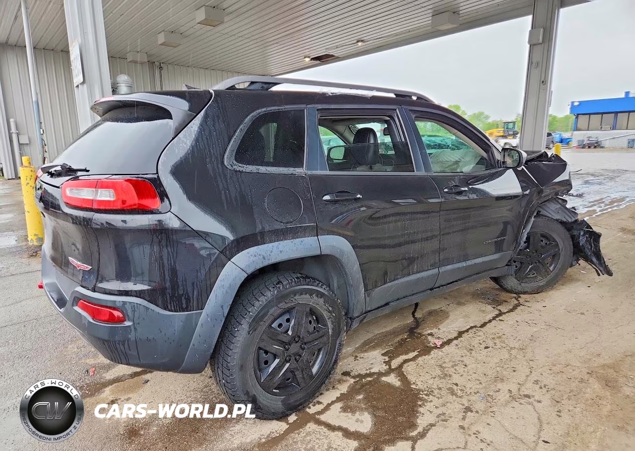 2016 Jeep Cherokee Trailhawk VIN:1C4PJMBS4GW128542 - 3