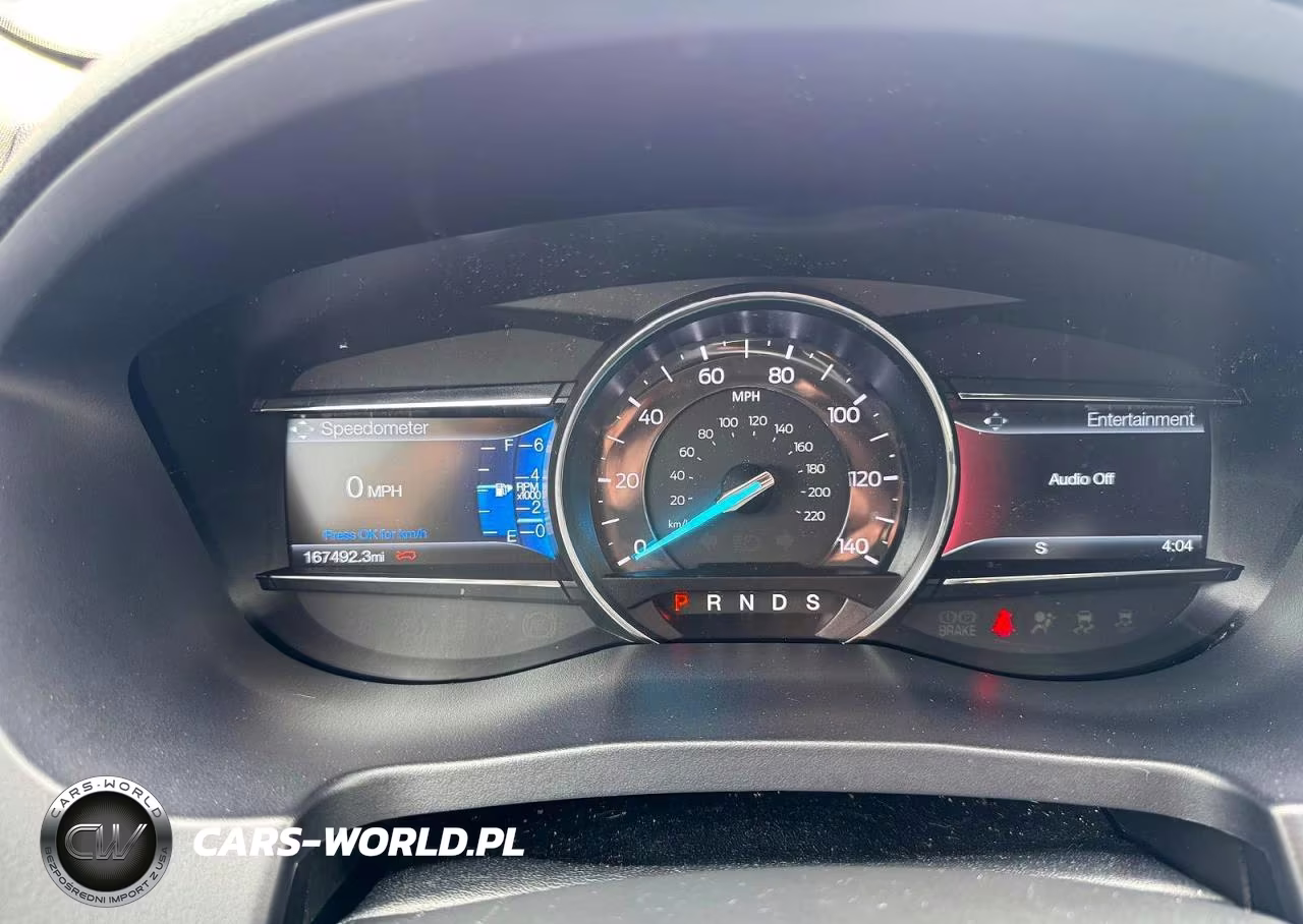 2017 Ford Explorer Sport VIN:1FM5K8GT8HGA00745 - 10