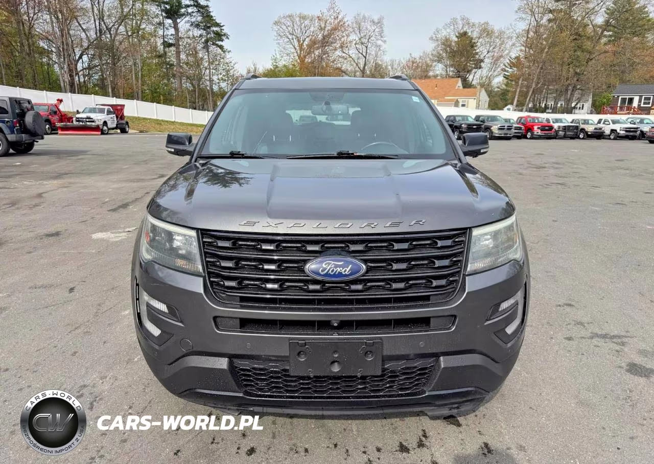 2017 Ford Explorer Sport VIN:1FM5K8GT8HGA00745 - 6