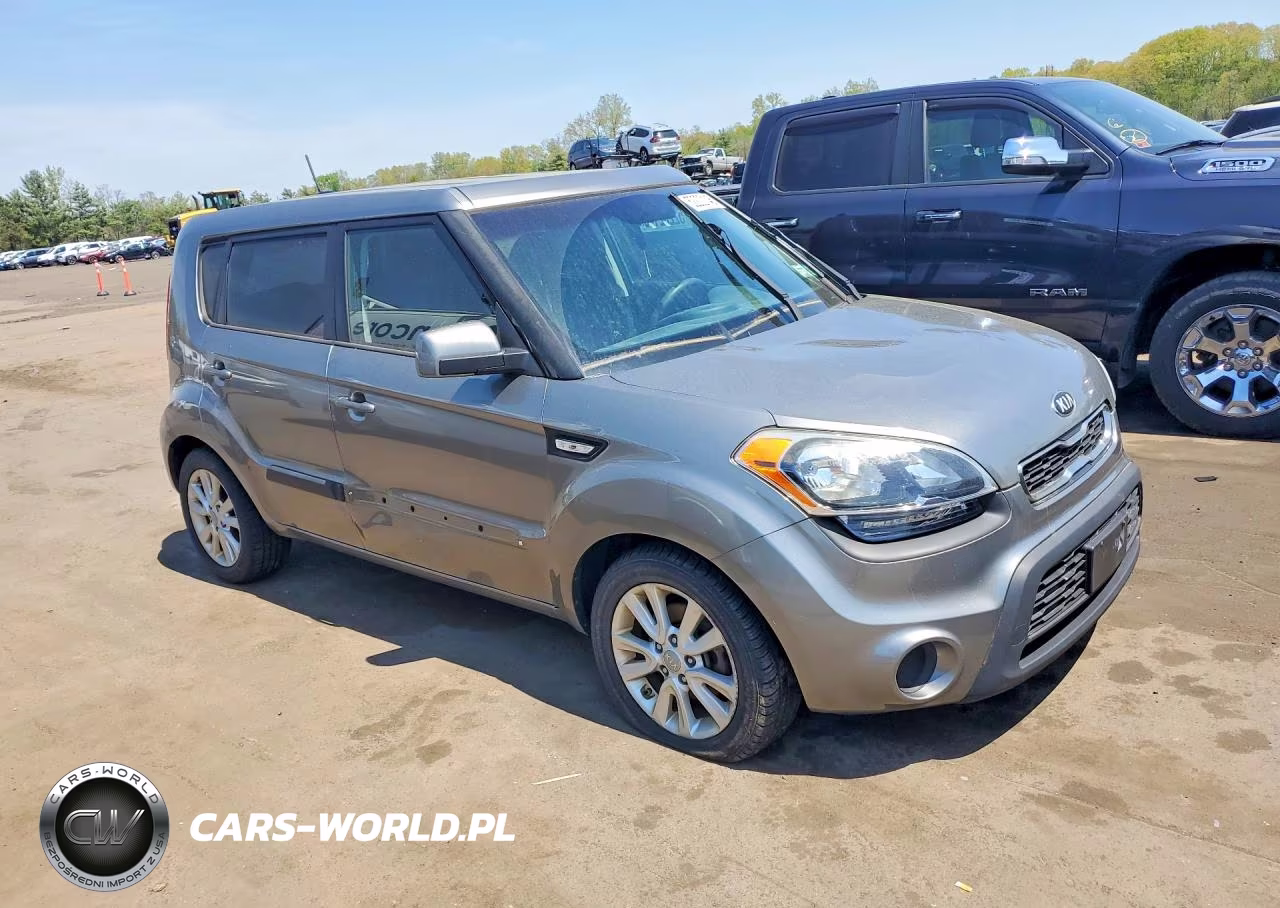 2013 Kia Soul Base VIN:KNDJT2A53D7614801 - 4