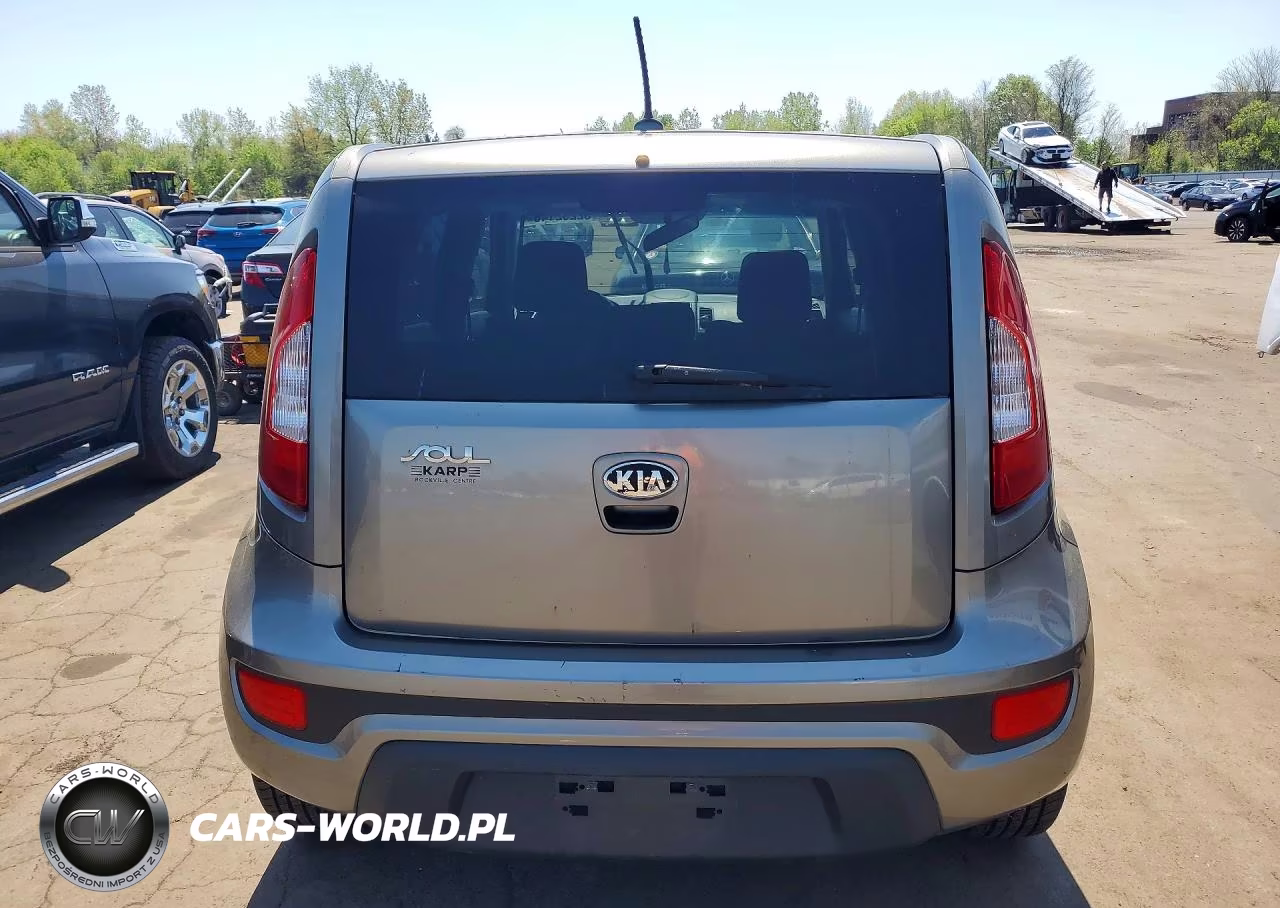 2013 Kia Soul Base VIN:KNDJT2A53D7614801 - 6