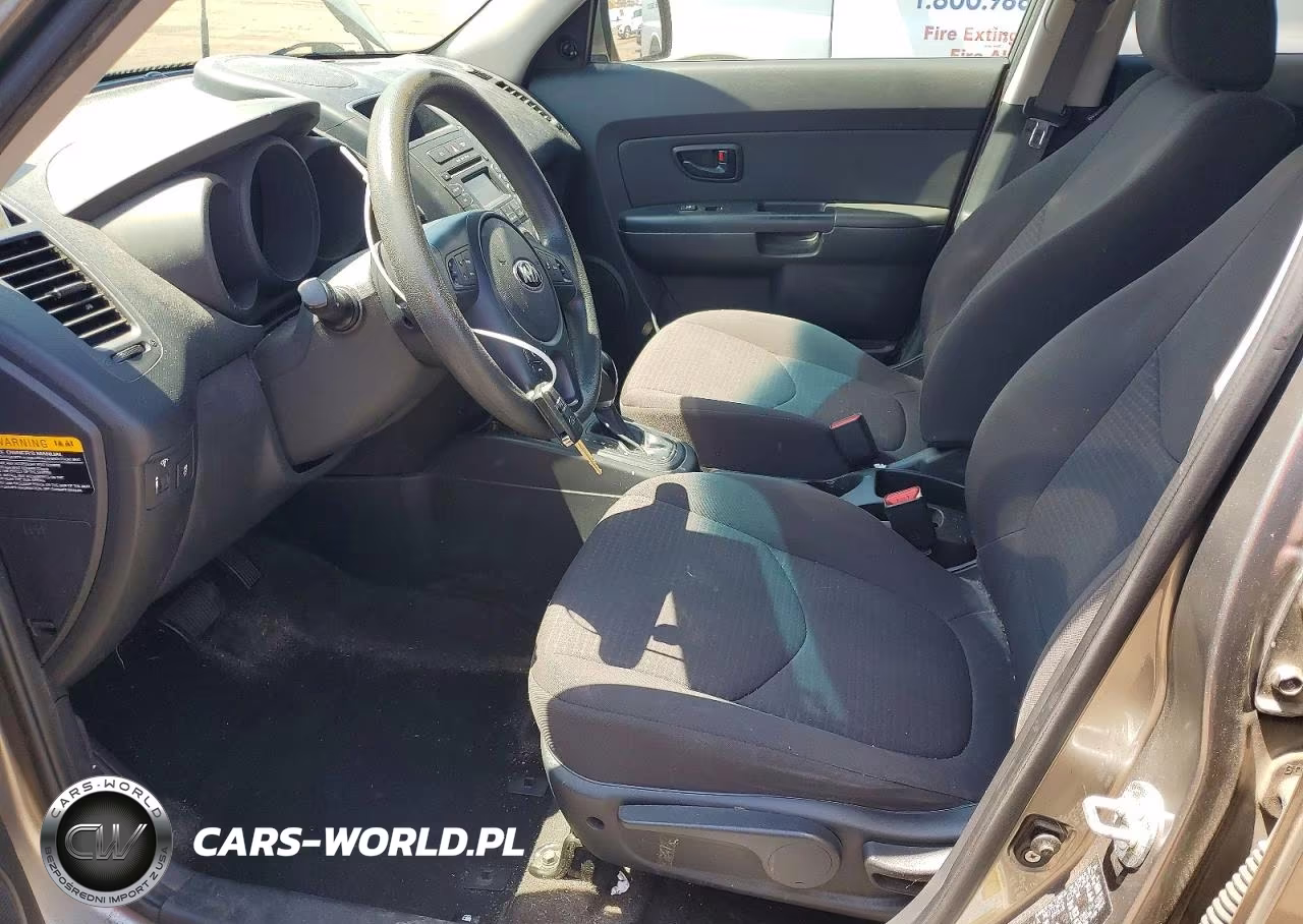 2013 Kia Soul Base VIN:KNDJT2A53D7614801 - 7