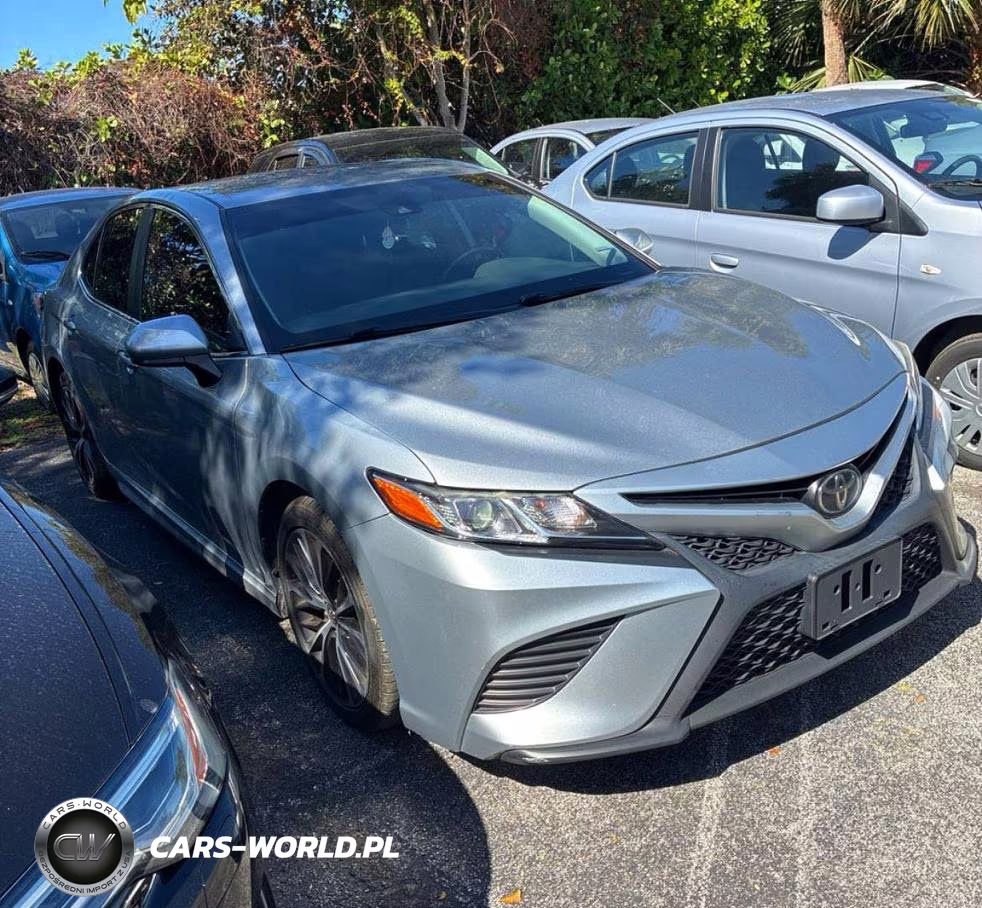 2020 Toyota Camry Se