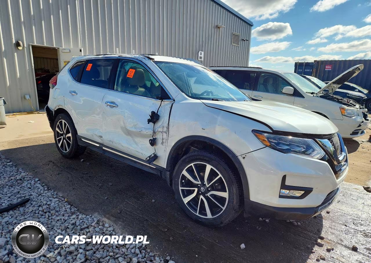 2017 Nissan Rogue S VIN:5N1AT2MV5HC868109 - 4
