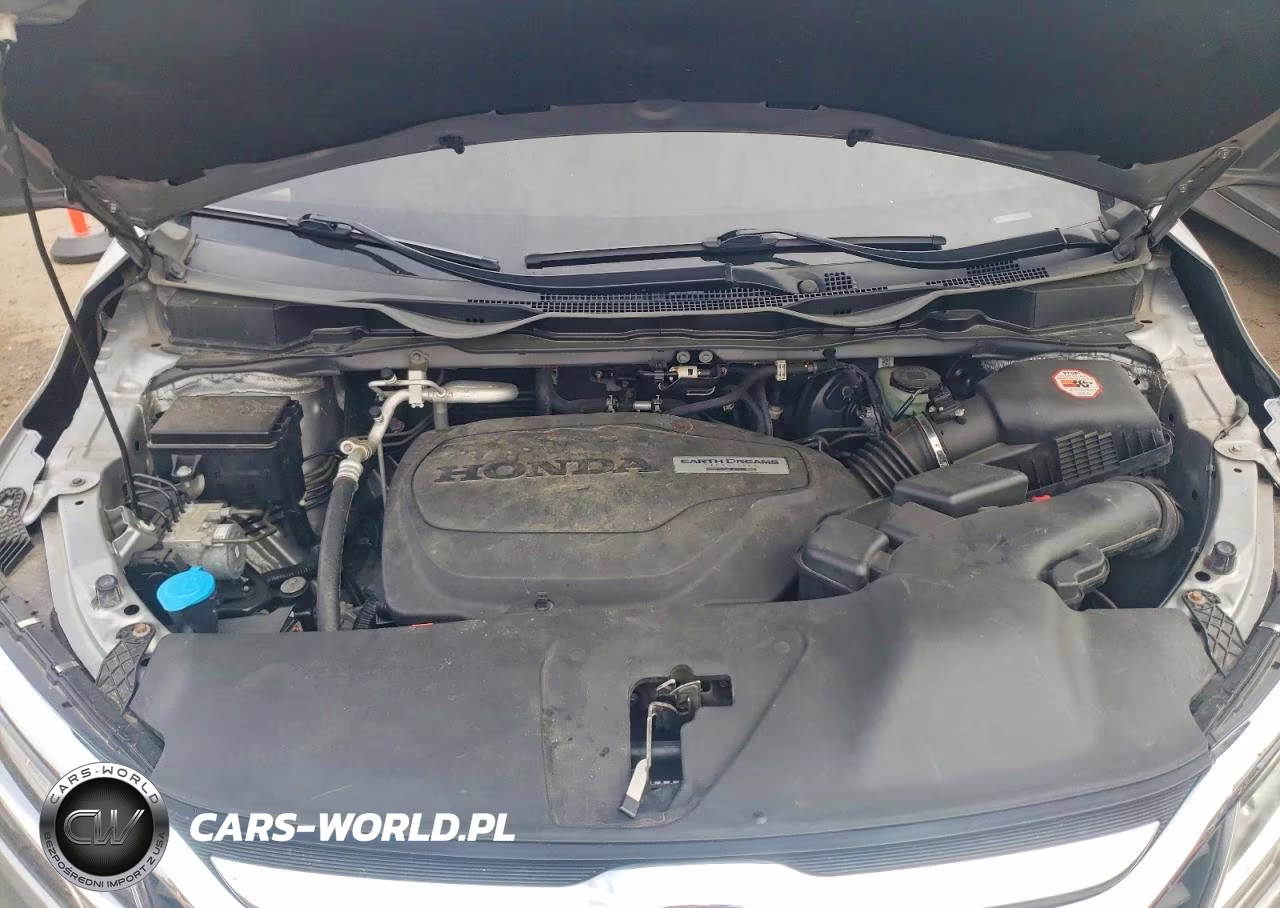 2018 Honda Odyssey Elite VIN:5FNRL6H94JB040668 - 12