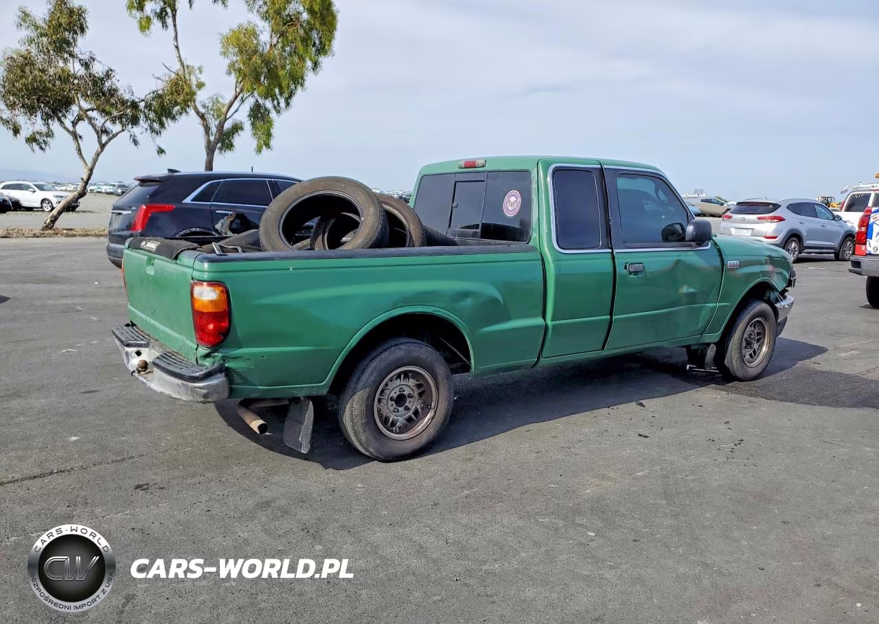 2003 Mazda B3000 Cab Plus VIN:4F4YR46U43TM03967 - 3
