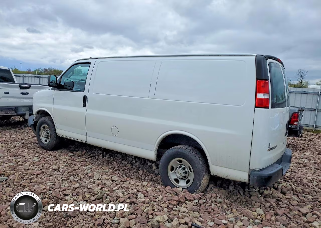 2022 Chevrolet Express G2500 VIN:1GCWGAF75N1251274 - 2