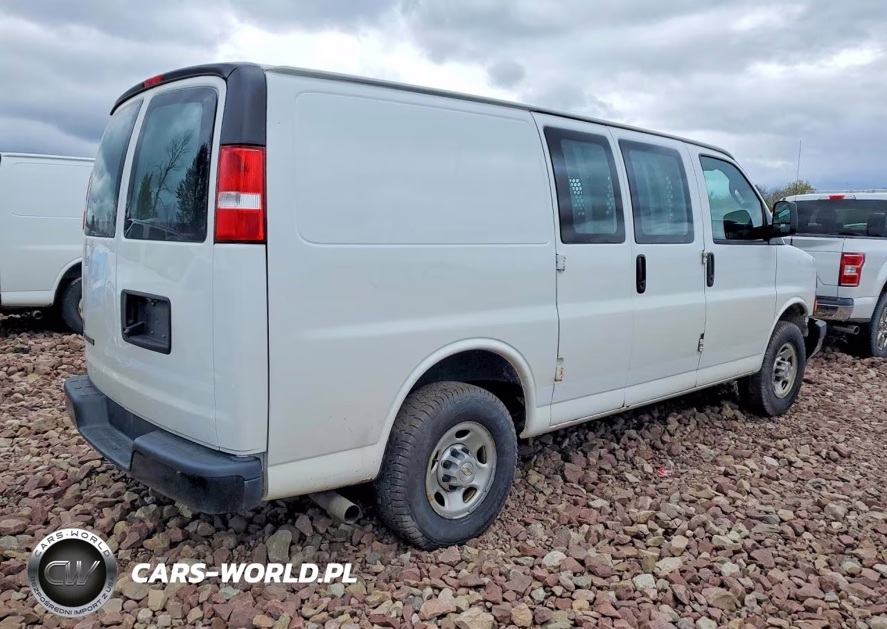 2022 Chevrolet Express G2500 VIN:1GCWGAF75N1251274 - 3