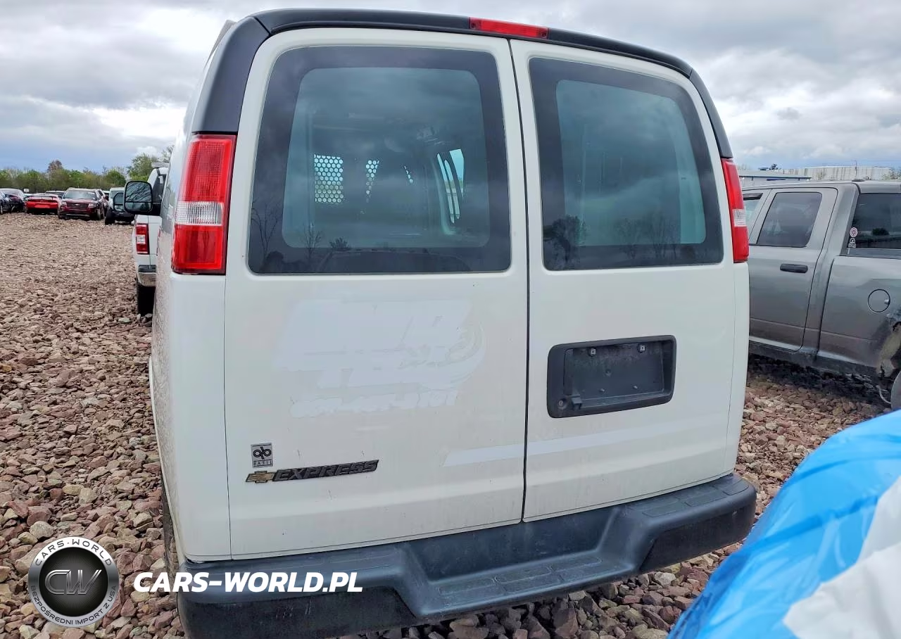 2022 Chevrolet Express G2500 VIN:1GCWGAF75N1251274 - 6