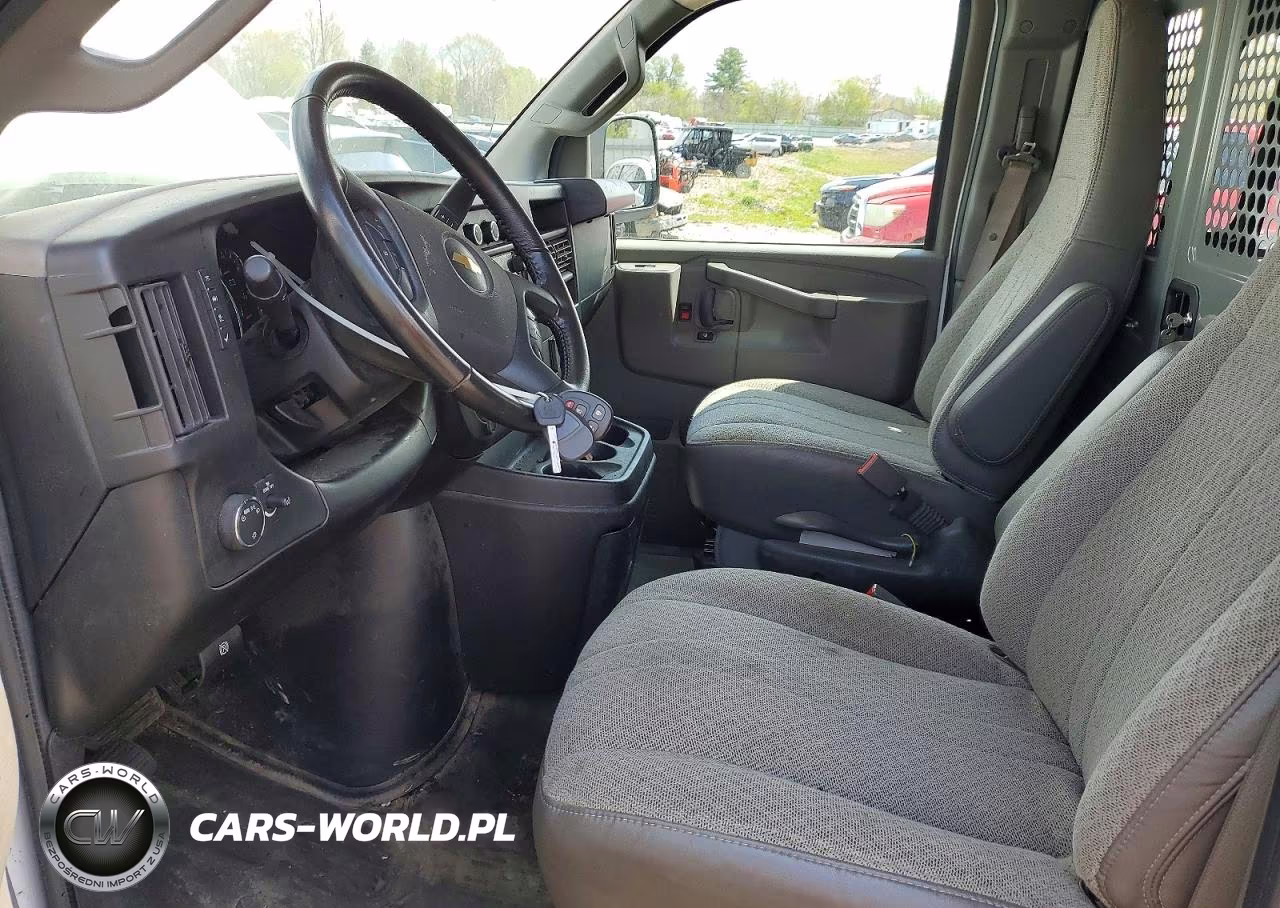 2022 Chevrolet Express G2500 VIN:1GCWGAF75N1251274 - 7