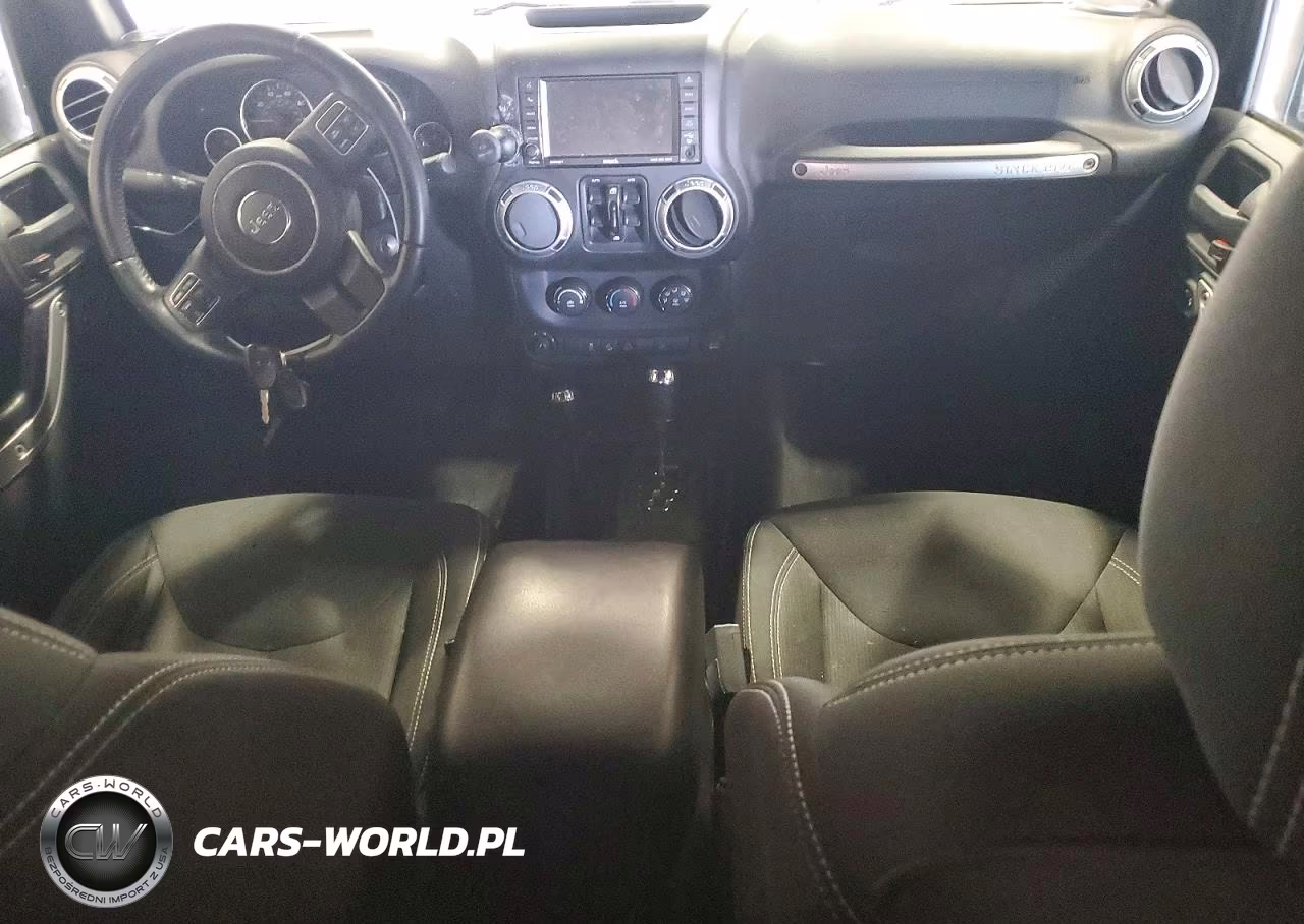 2015 Jeep Wrangler Unlimited Sahara VIN:1C4HJWEG5FL732964 - 8