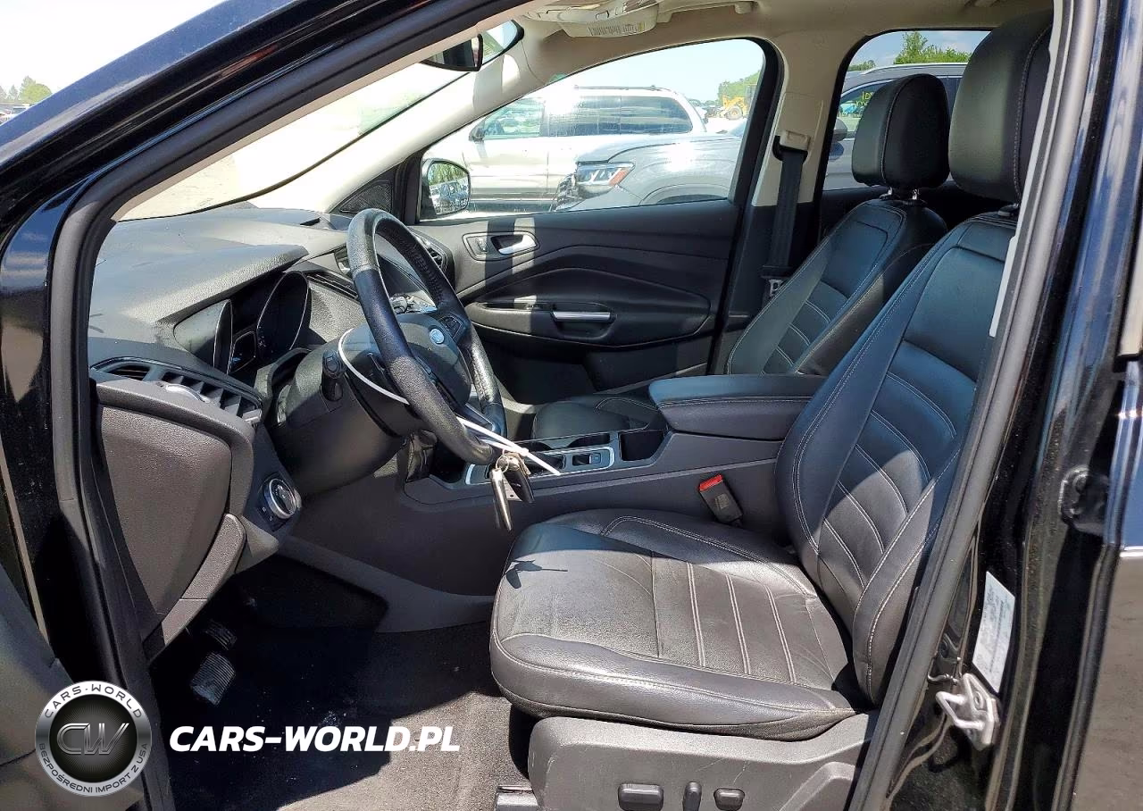 2017 Ford Escape Titanium VIN:1FMCU9J94HUA33649 - 7