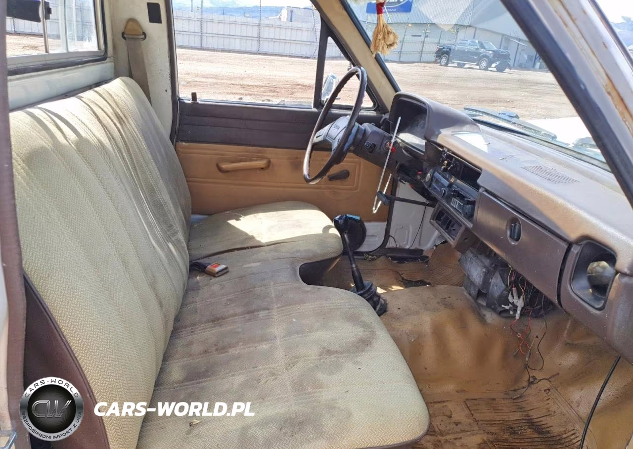 1983 Toyota Pickup Deluxe VIN:JT4RN44D0D1149974 - 10