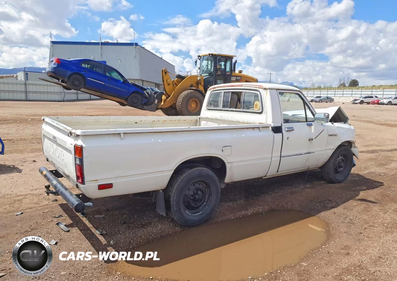 1983 Toyota Pickup Deluxe VIN:JT4RN44D0D1149974 - 3