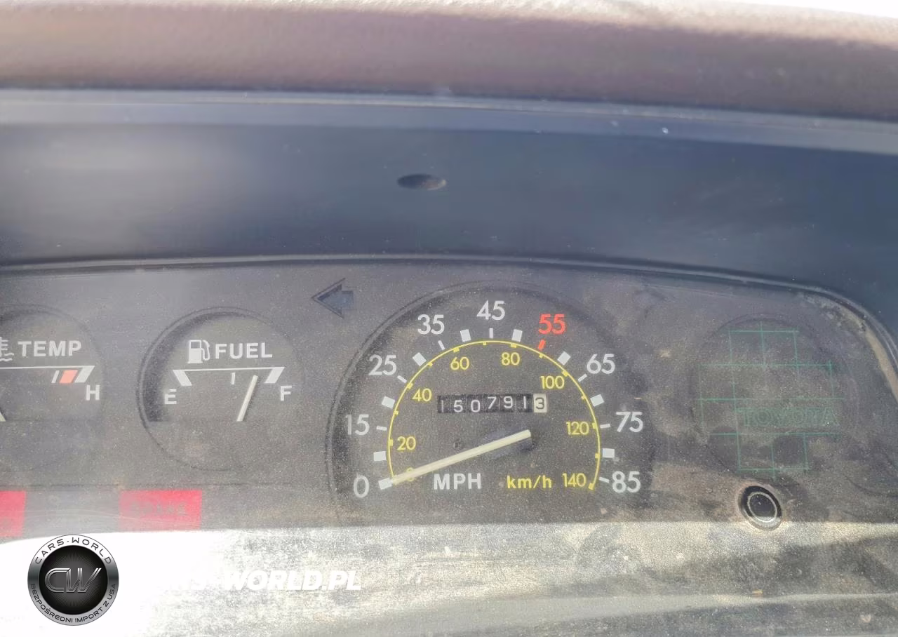 1983 Toyota Pickup Deluxe VIN:JT4RN44D0D1149974 - 9