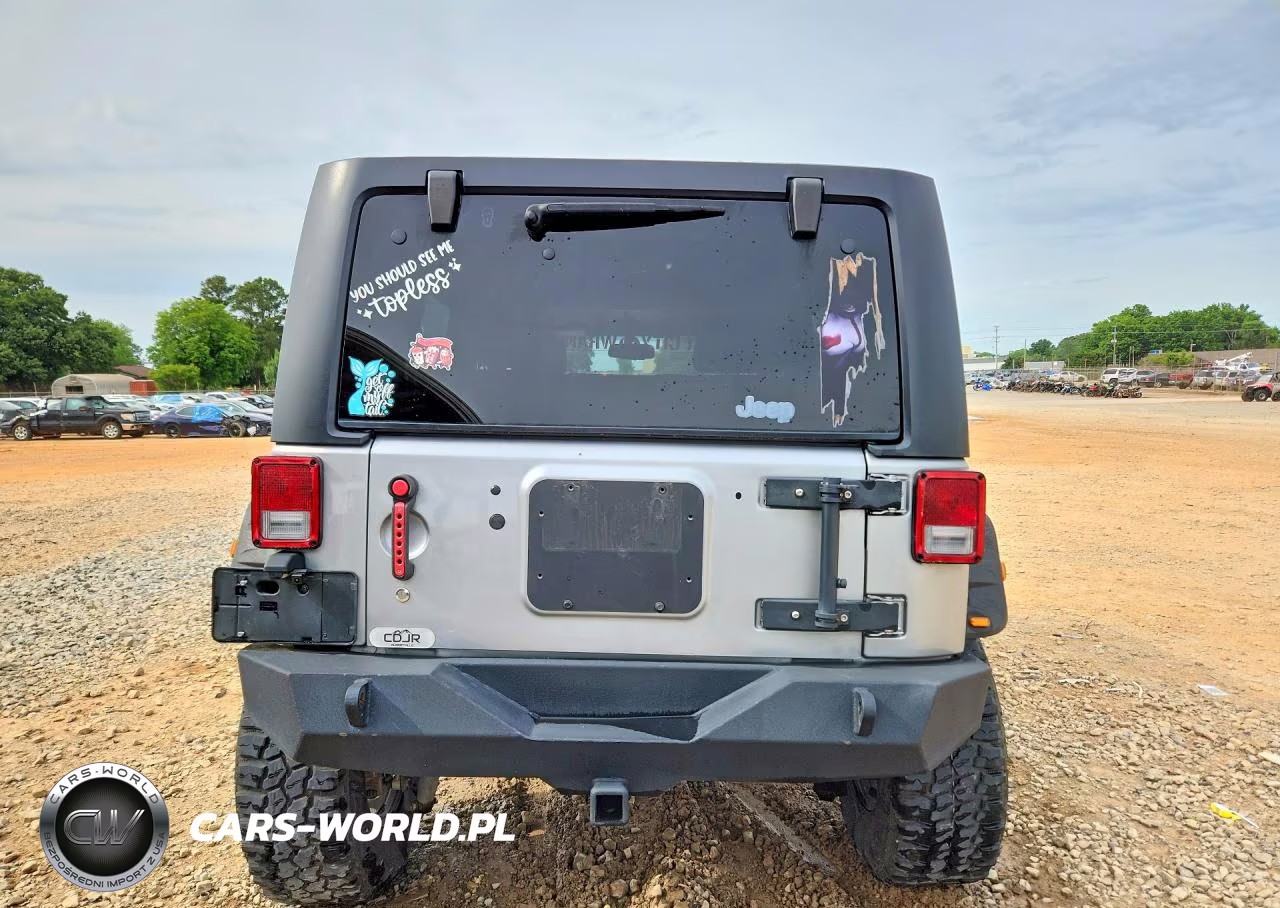2018 Jeep Wrangler Unlimited Sahara VIN:1C4HJWEG7JL929269 - 6
