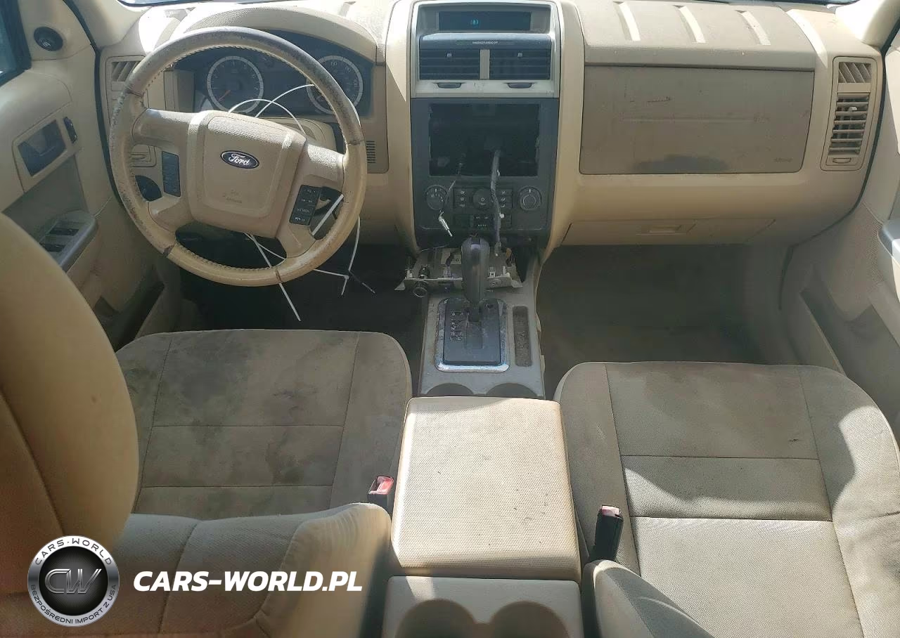 2010 Ford Escape Xlt VIN:1FMCU0D78AKC15863 - 8
