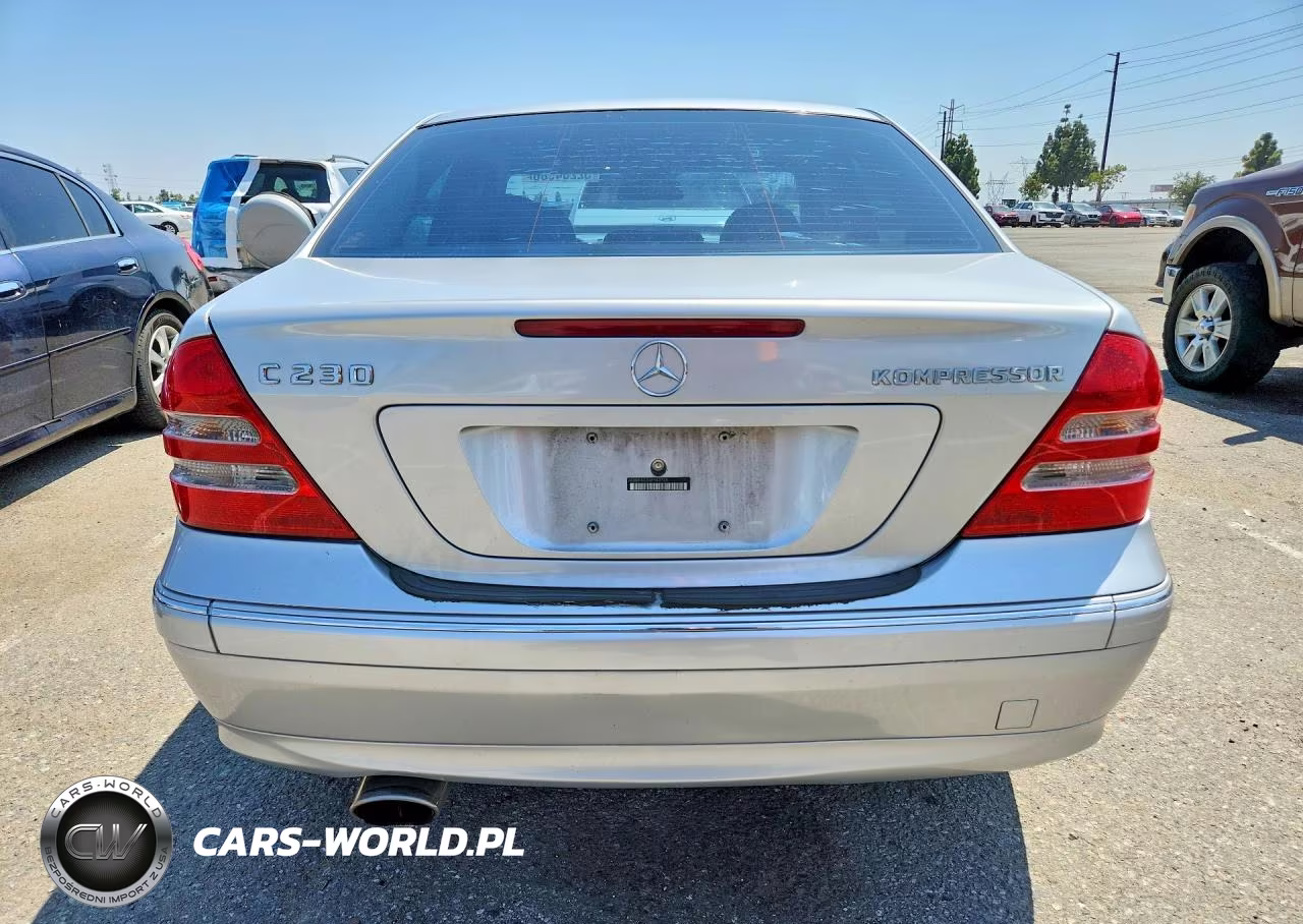 2004 Mercedes-Benz C 230K Sport Sedan VIN:WDBRF40JX4F549745 - 6