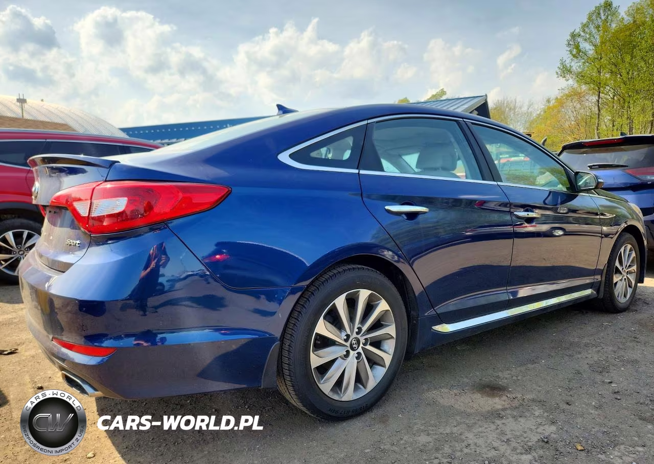 2017 Hyundai Sonata Sport VIN:5NPE34AF6HH449656 - 3