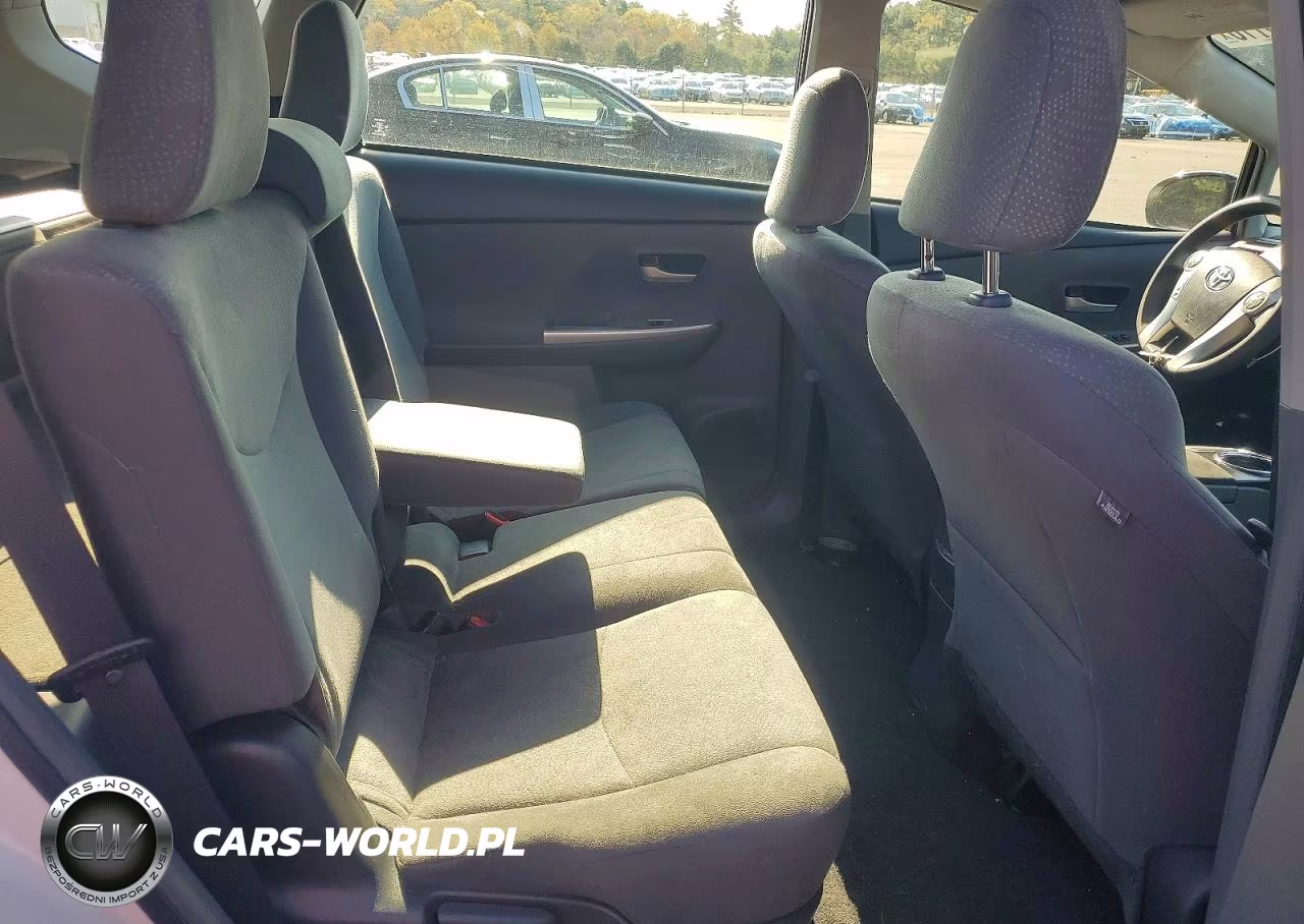 2014 Toyota Prius V Two VIN:JTDZN3EU9EJ012803 - 10