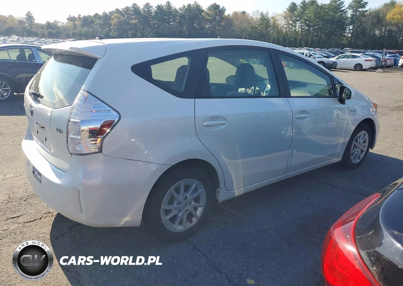 2014 Toyota Prius V Two VIN:JTDZN3EU9EJ012803 - 3
