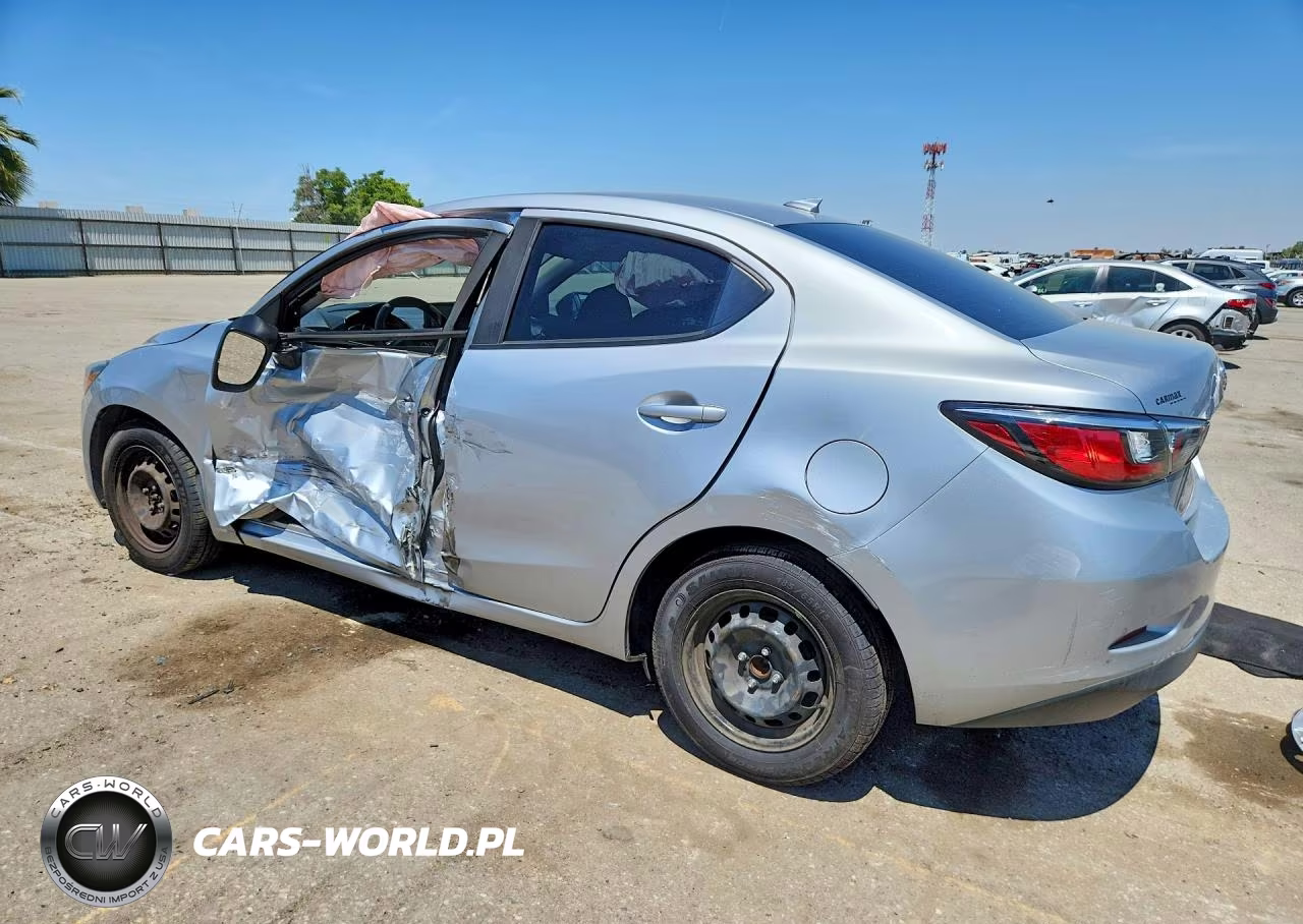 2019 Toyota Yaris L VIN:3MYDLBYV4KY519129 - 2