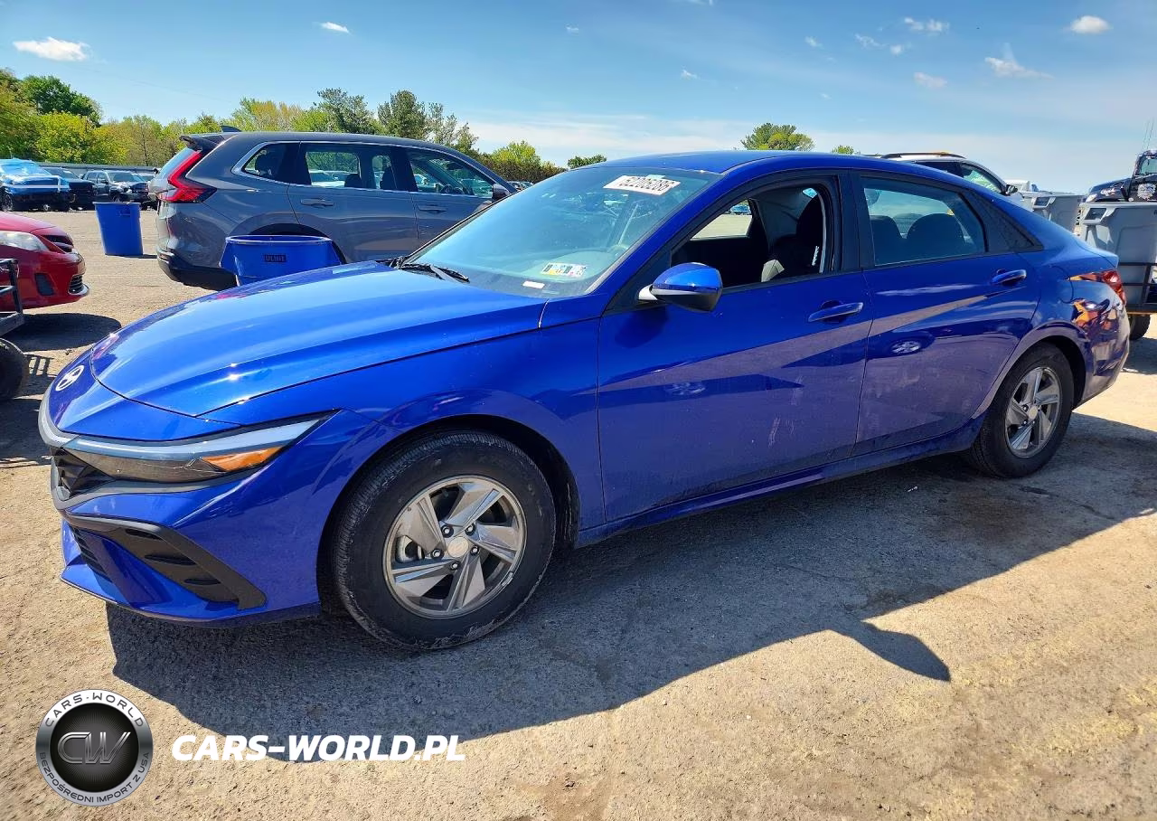 2025 Hyundai Elantra Se – zdjęcie 1 z 12