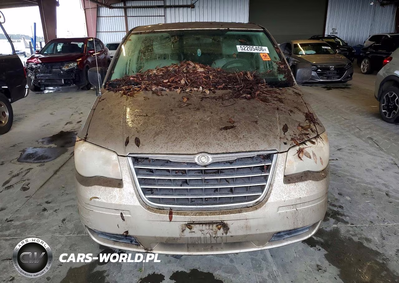 2009 Chrysler Town & Country Lx VIN:2A8HR44E89R656108 - 5