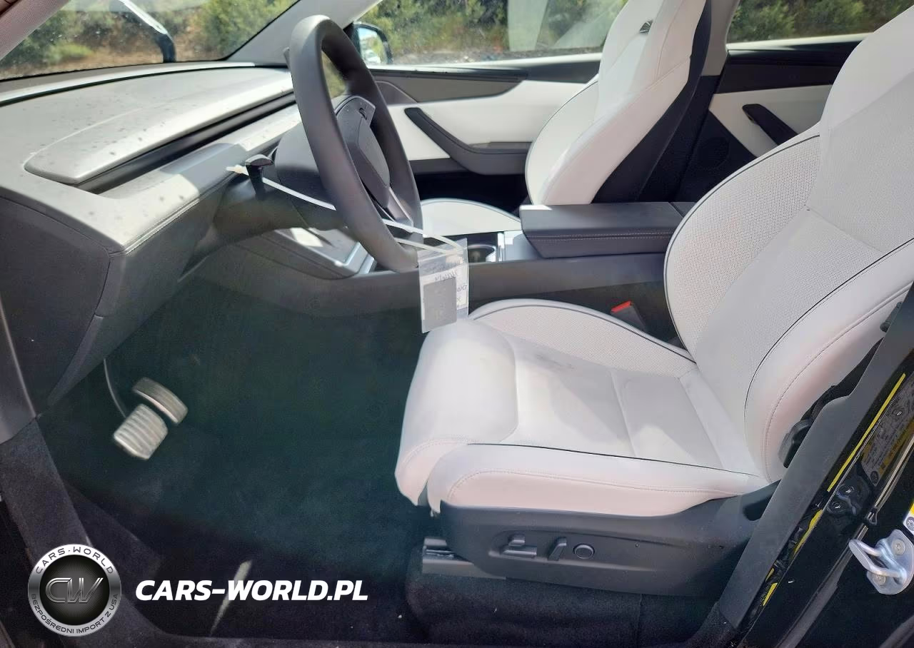 2026 Tesla Model Y VIN:7SAYGDET3TA613387 - 7