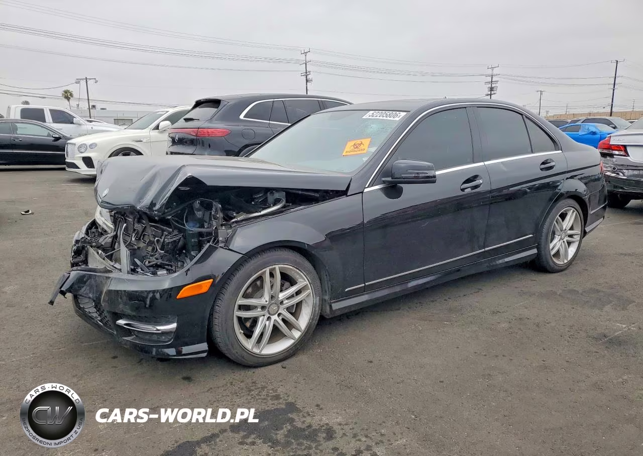 2013 Mercedes-Benz C 250