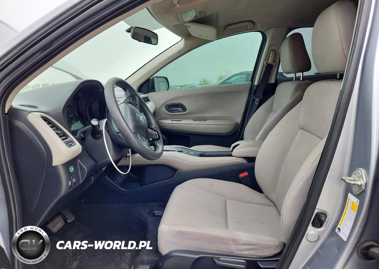 2018 Honda Hr-V Lx VIN:3CZRU6H38JG721333 - 5