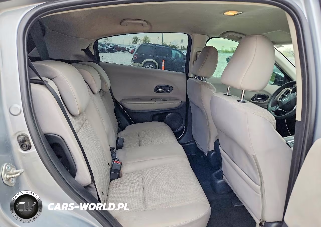 2018 Honda Hr-V Lx VIN:3CZRU6H38JG721333 - 8