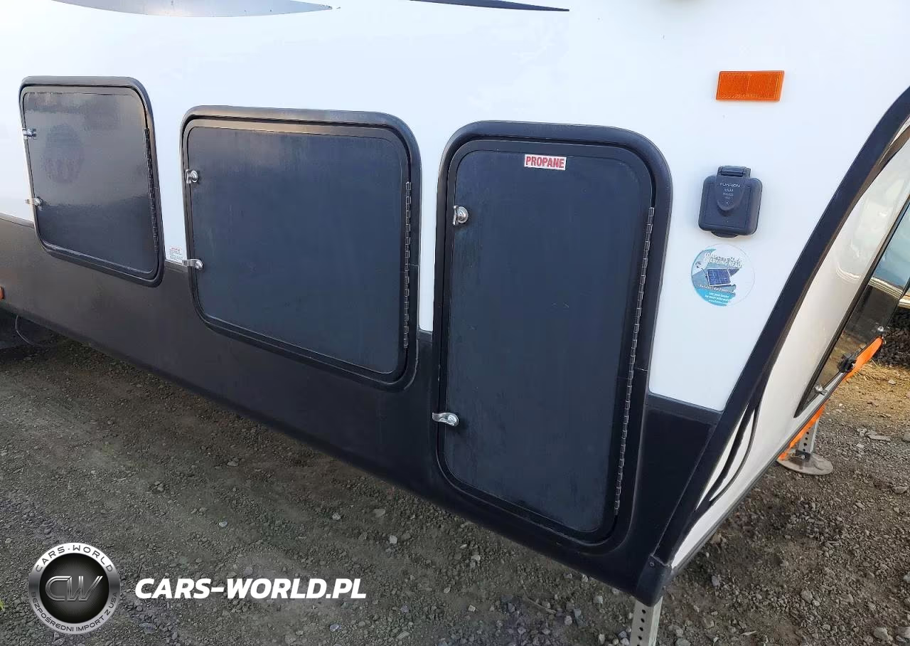 2017 Forest River Sabre Camper VIN:4X4FSRF24H3012125 - 8
