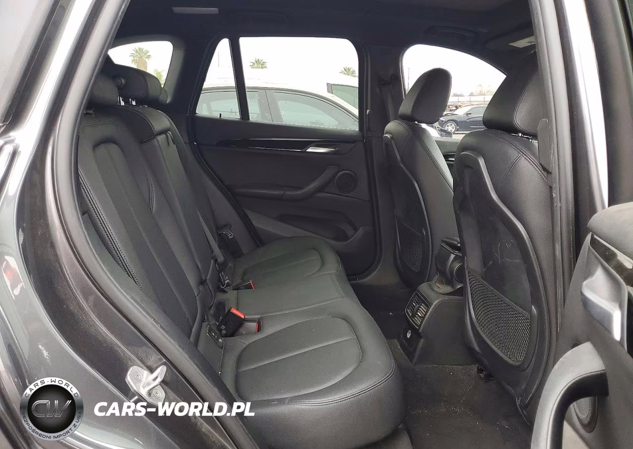2017 BMW X1 xDrive28I VIN:WBXHT3C36H5F84264 - 10