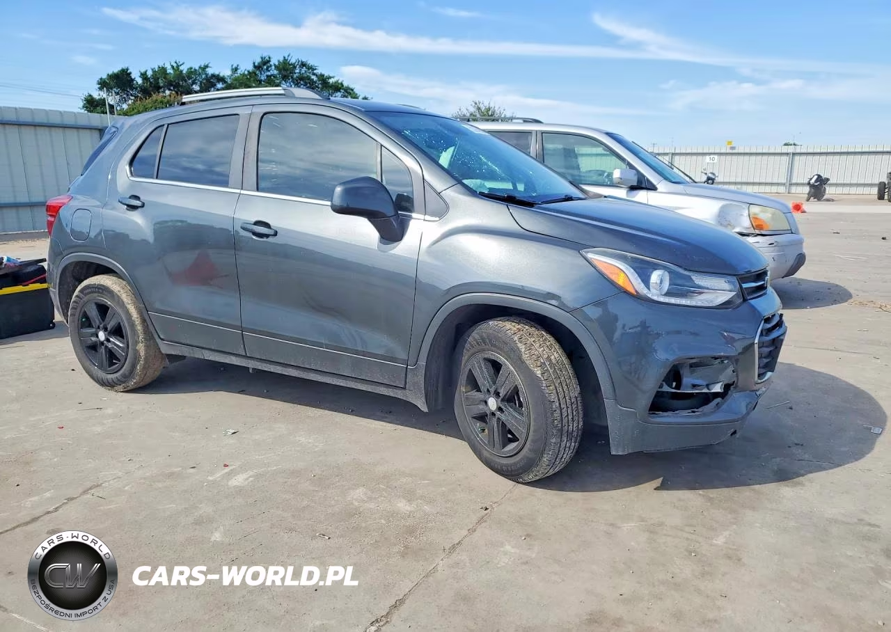 2020 Chevrolet Trax 1Lt VIN:3GNCJLSB1LL271271 - 4