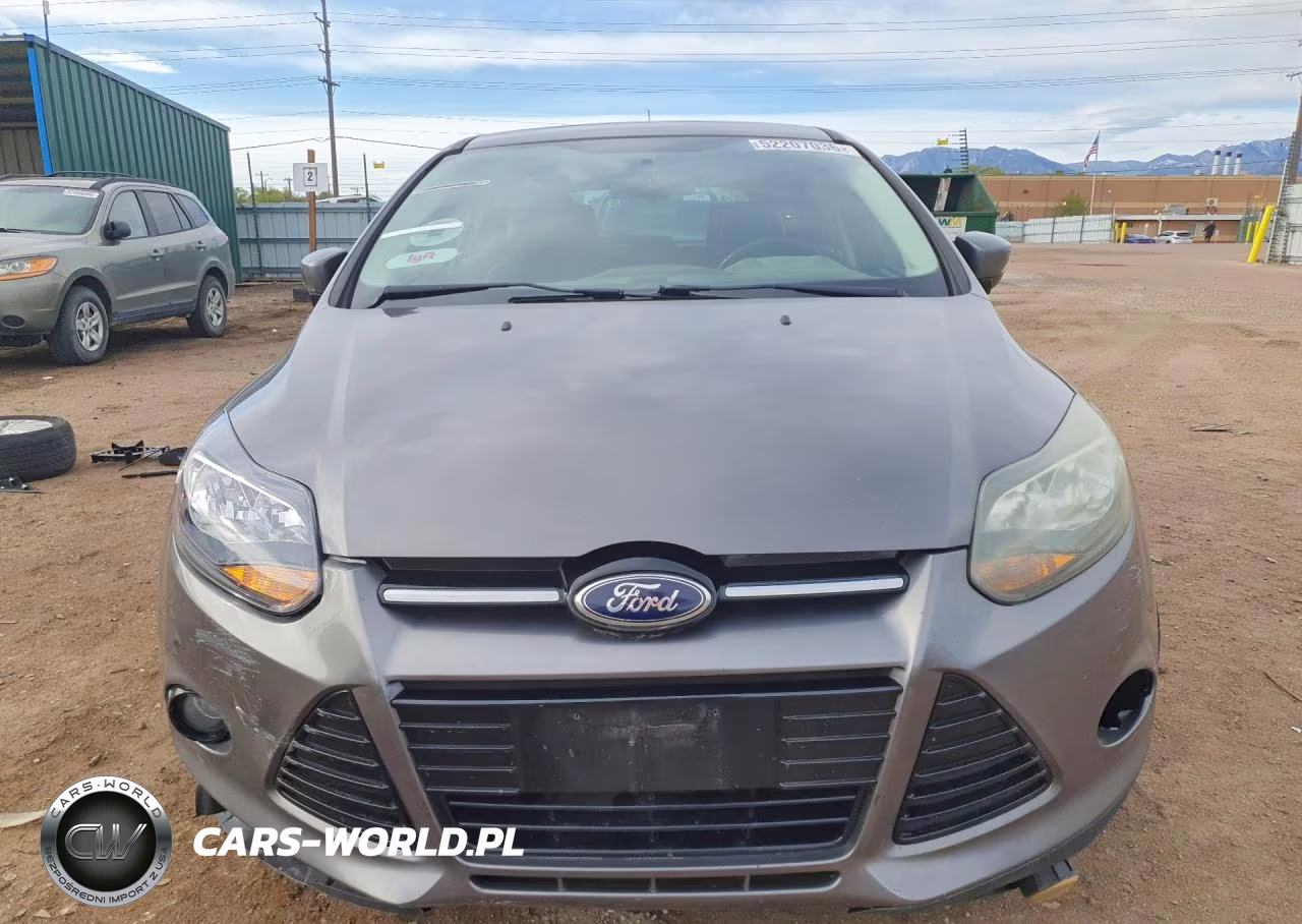 2013 Ford Focus Titanium VIN:1FADP3N24DL161258 - 5