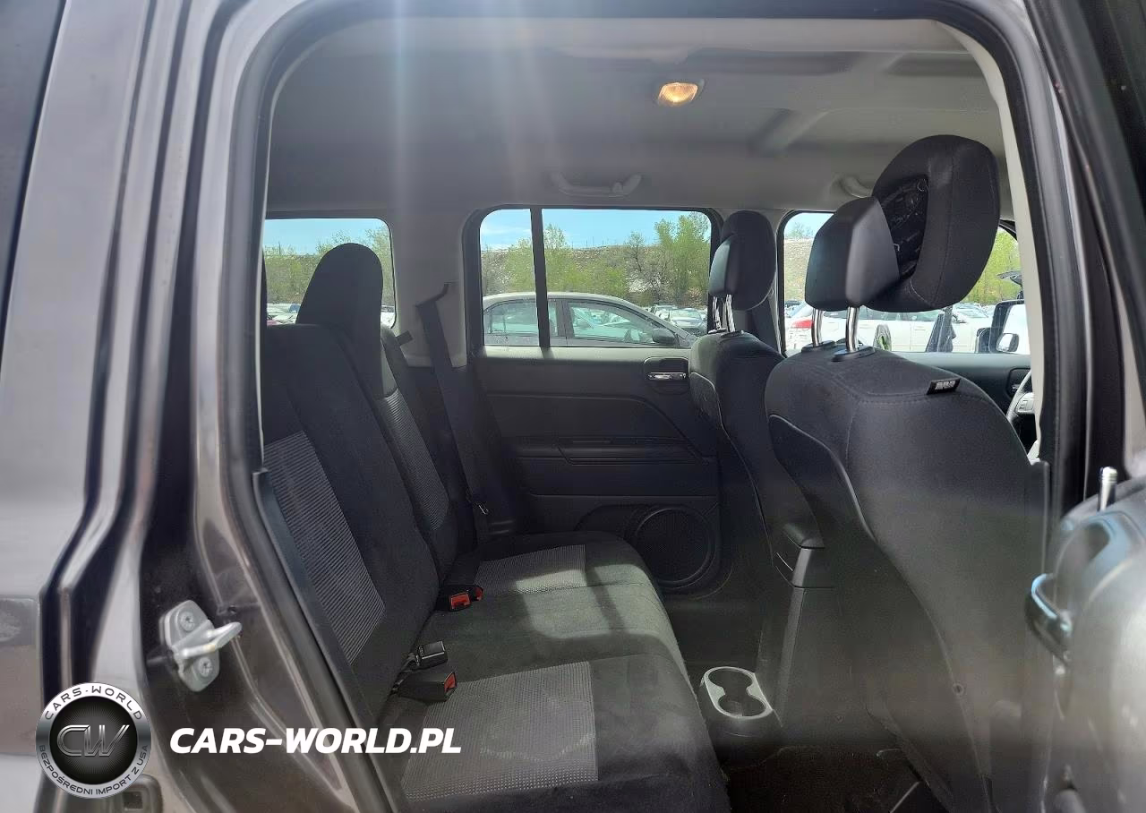 2015 Jeep Patriot Sport VIN:1C4NJPBA8FD280737 - 11